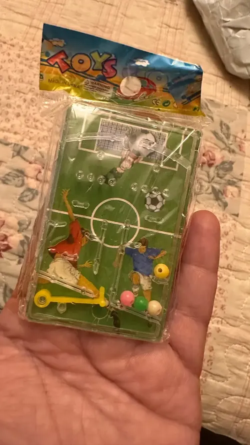 Football Pinball Game & Cartoon Gift Bags for Kids Birthday Party photo review