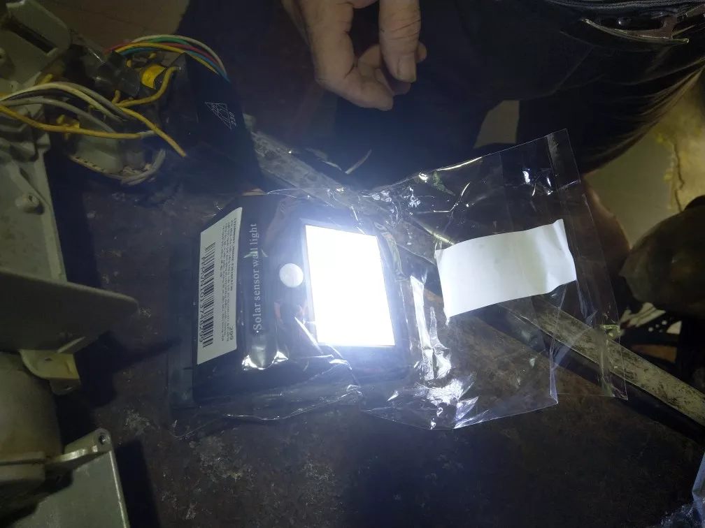 30 Led Solar Motion Sensor Light photo review