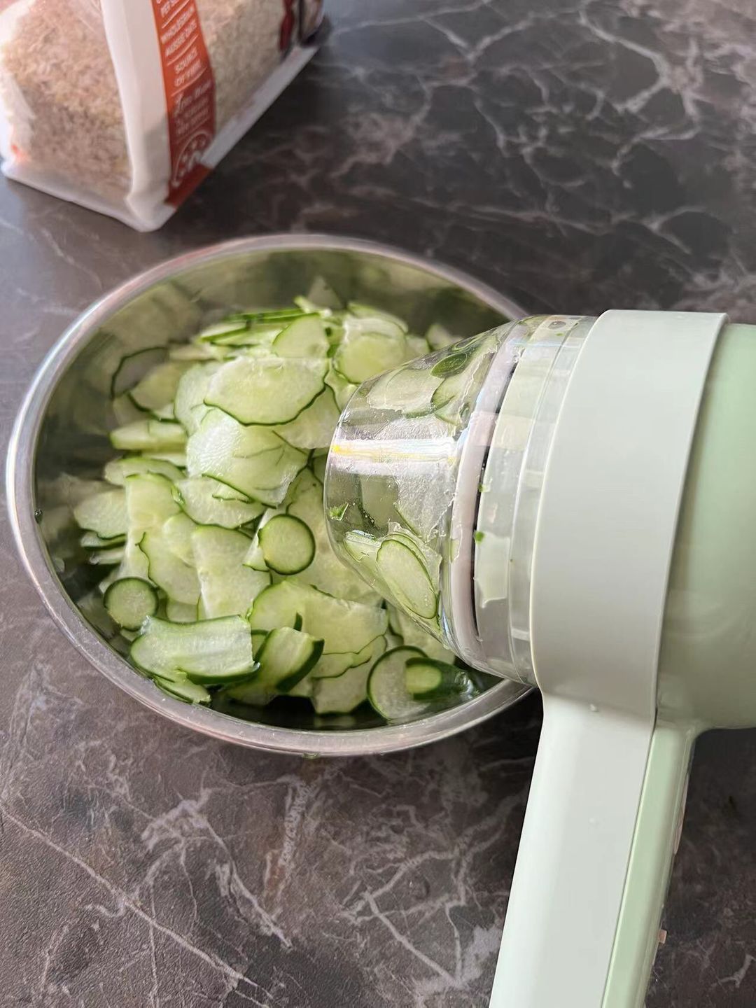 4 In 1 Multifunctional Electric Vegetable Cutter photo review