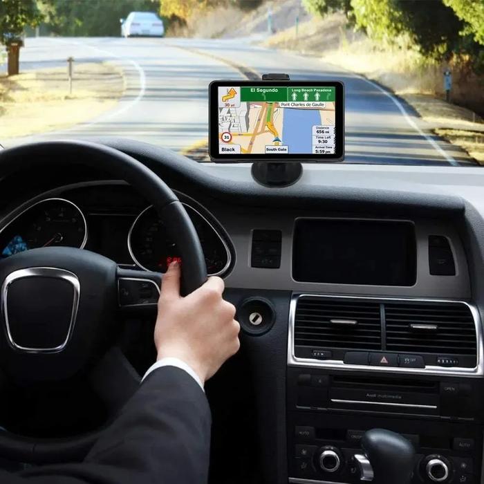 7-Inch GPS Navigation System with Touchscreen and FM Transmitter