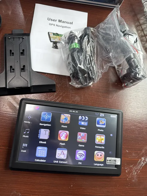 7-Inch GPS Navigation System with Touchscreen and FM Transmitter photo review