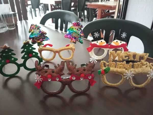 Christmas Glasses Frame - Xmas Party Decorations photo review