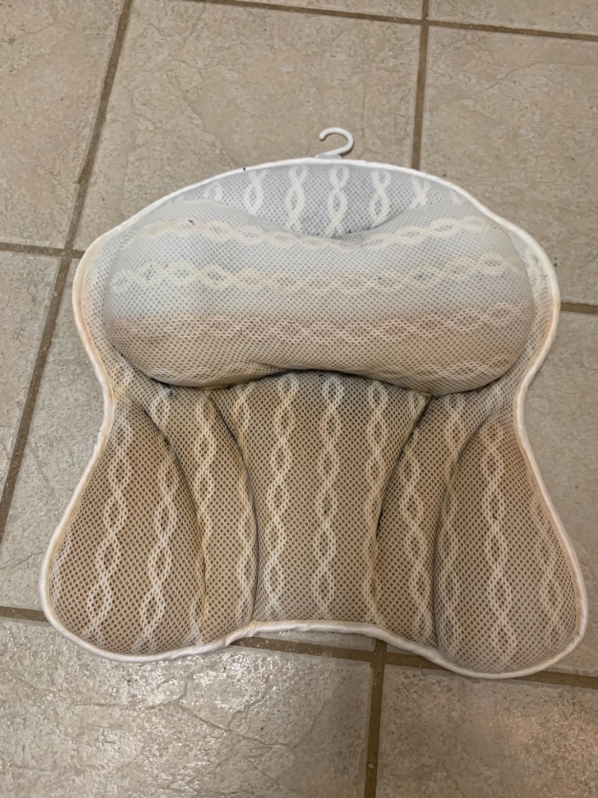 Premium Shower Pillow for Stress Relief and Rejuvenation photo review