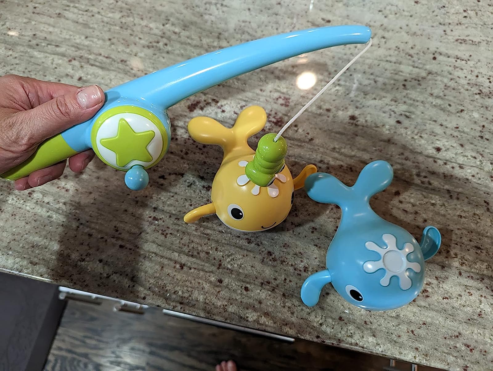 Magnetic Fishing Bath Toys for Toddlers with Swimming Whales photo review