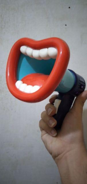 Big Mouth Funny Megaphone Recording Speaker - Kids Voice Changer photo review