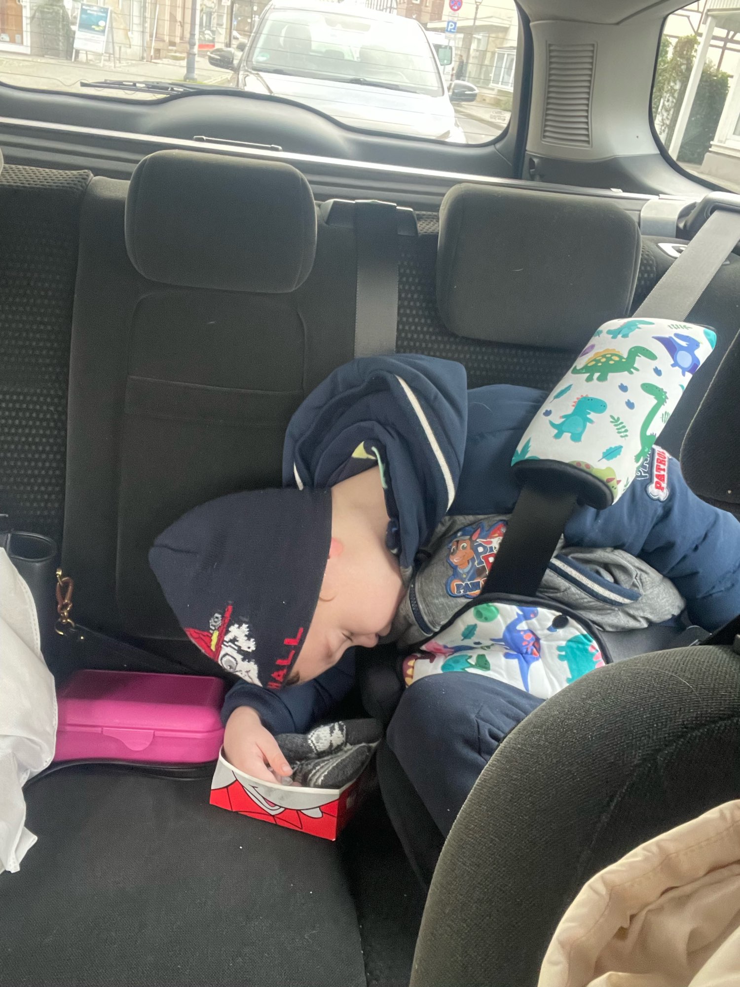 Car Seat Safety Belt Adjuster - Child Safety Belt Shoulder Guard photo review