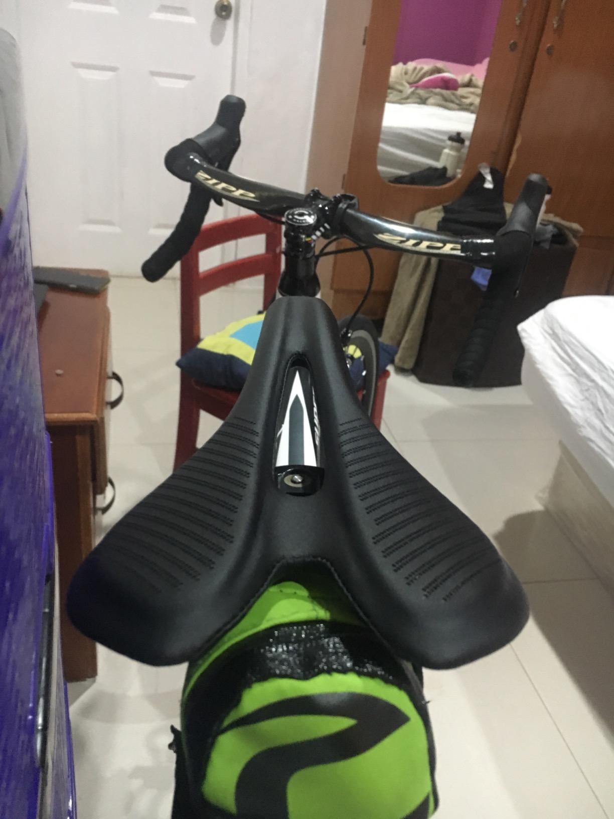 Carbon Fiber Bike Seat with Nylon Fiber Cushion for Light Bicycle photo review