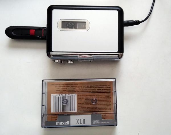 Cassette Tape To USB Converter, Cassette Tape Player Record Tape to MP3 Digital Converter, Portable Cassette Player photo review