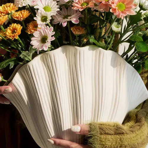 Modern Ceramic Shell Vase Set for Home Decor