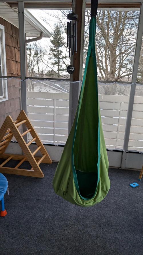 Children's Hanging Chair Swing with Inflatable Cushion and Kit photo review