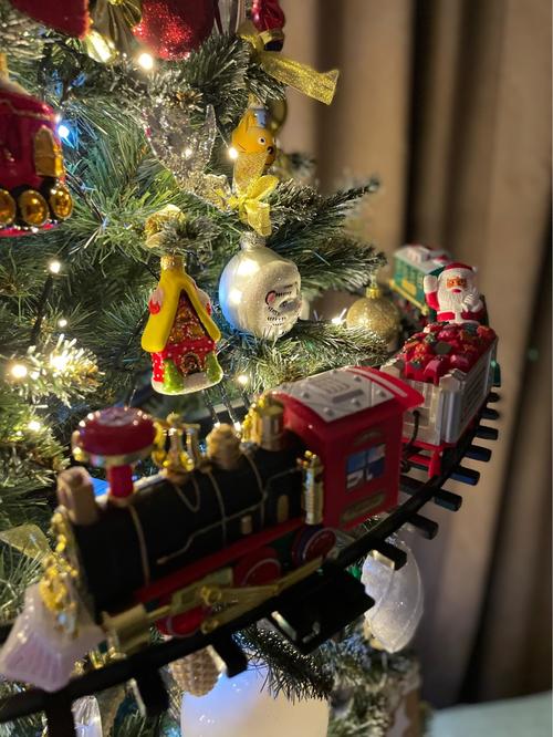 Christmas Train Sets for Under The Tree, Christmas Railway Train Set with Railway Track, Lights and Sounds Electric Train Set photo review