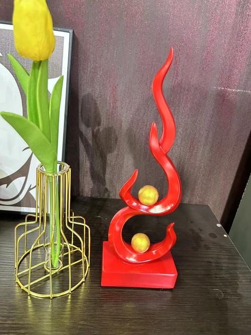 Modern Resin Abstract Sculptures for Home Decoration photo review