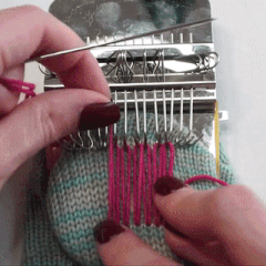 Small Wood Loom Darning Weaving Frame for Clothes