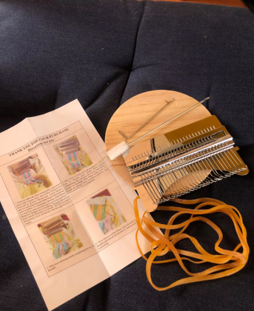 Small Wood Loom Darning Weaving Frame for Clothes photo review