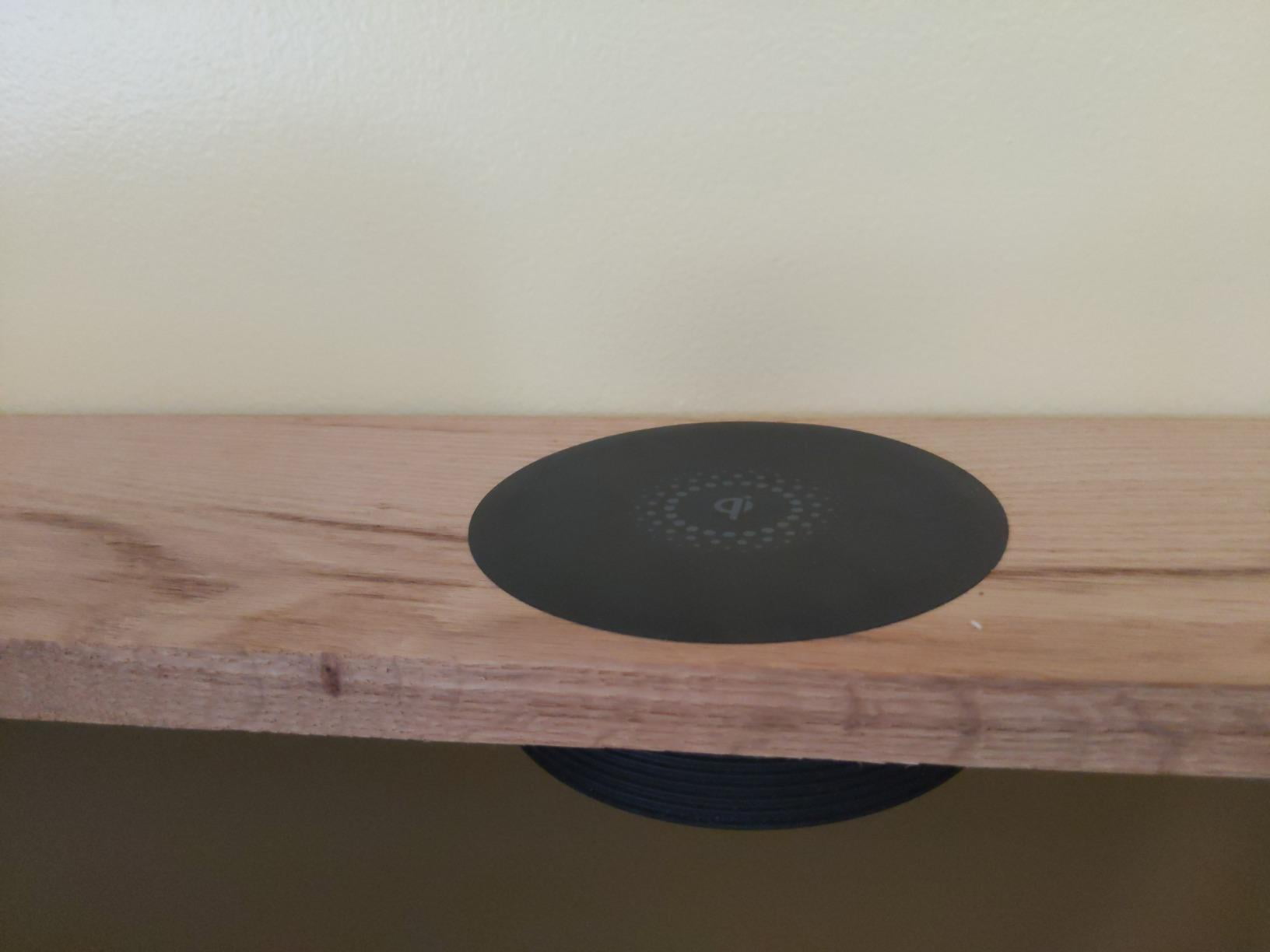 Long-Distance Invisible Wireless Charger for Desk photo review