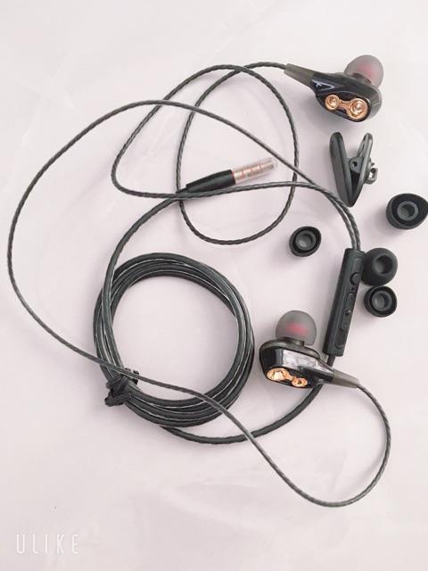 Dual Driver Earphones Wired Extra Bass, In-ear Dual Motion Sports Headphones photo review