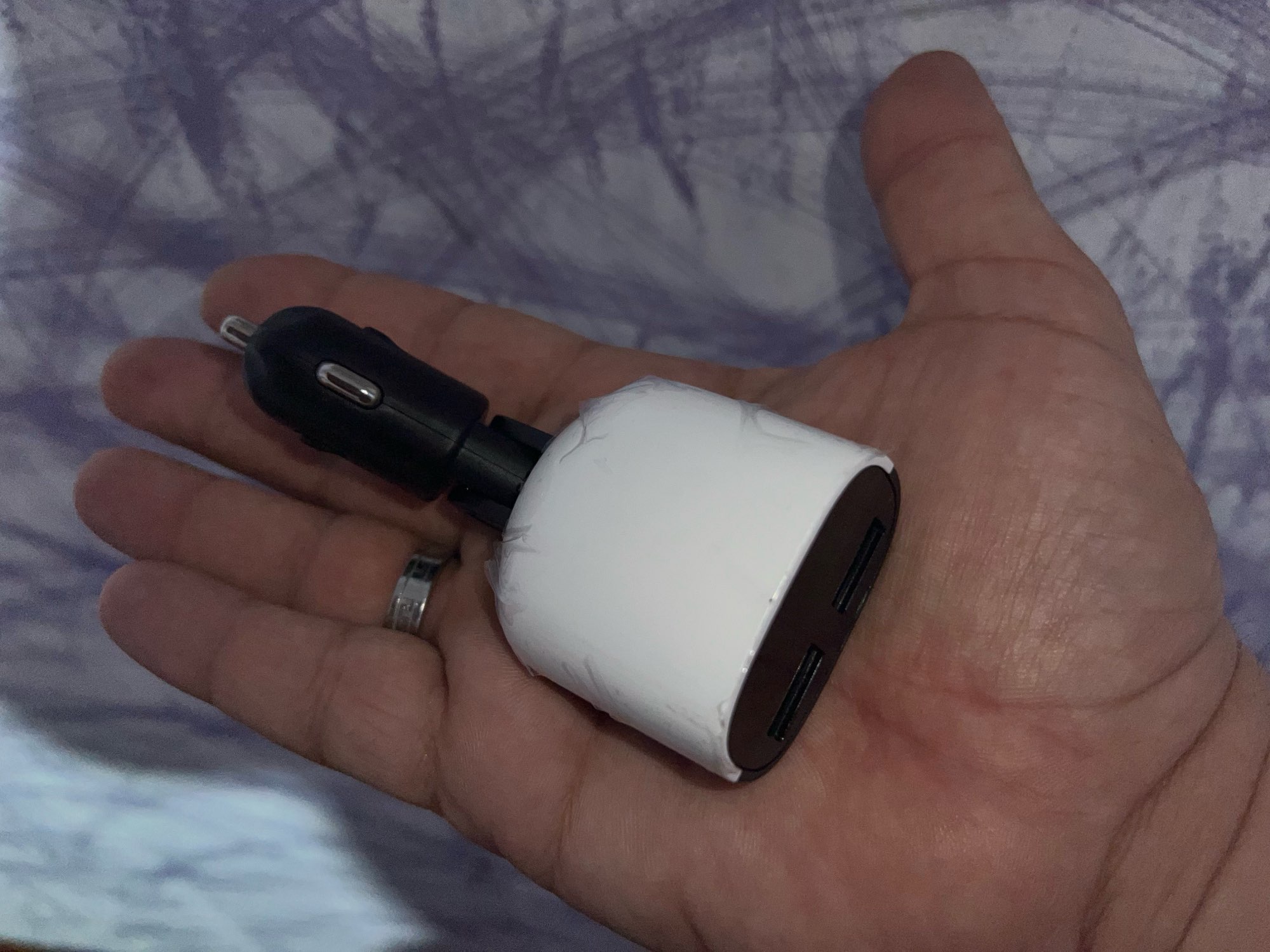Dual USB Car Charger with LED Display - Safely Charge Your Devices on the Go photo review