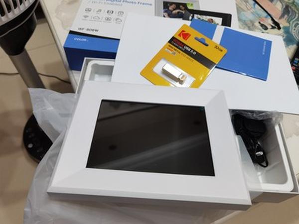 Electronic Digital Lcd Picture Frame 17 Inch photo review