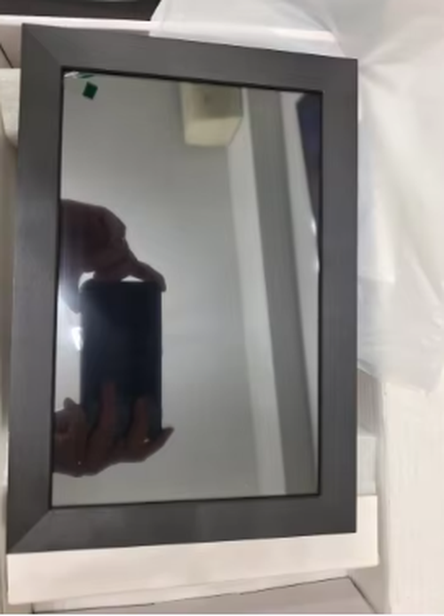 10.1 Inch WiFi Digital Photo Frame HD Touchscreen photo review