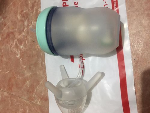 Hands-Free Baby Bottle, Feeding Bottle Kids Cup Children Training Silicone photo review
