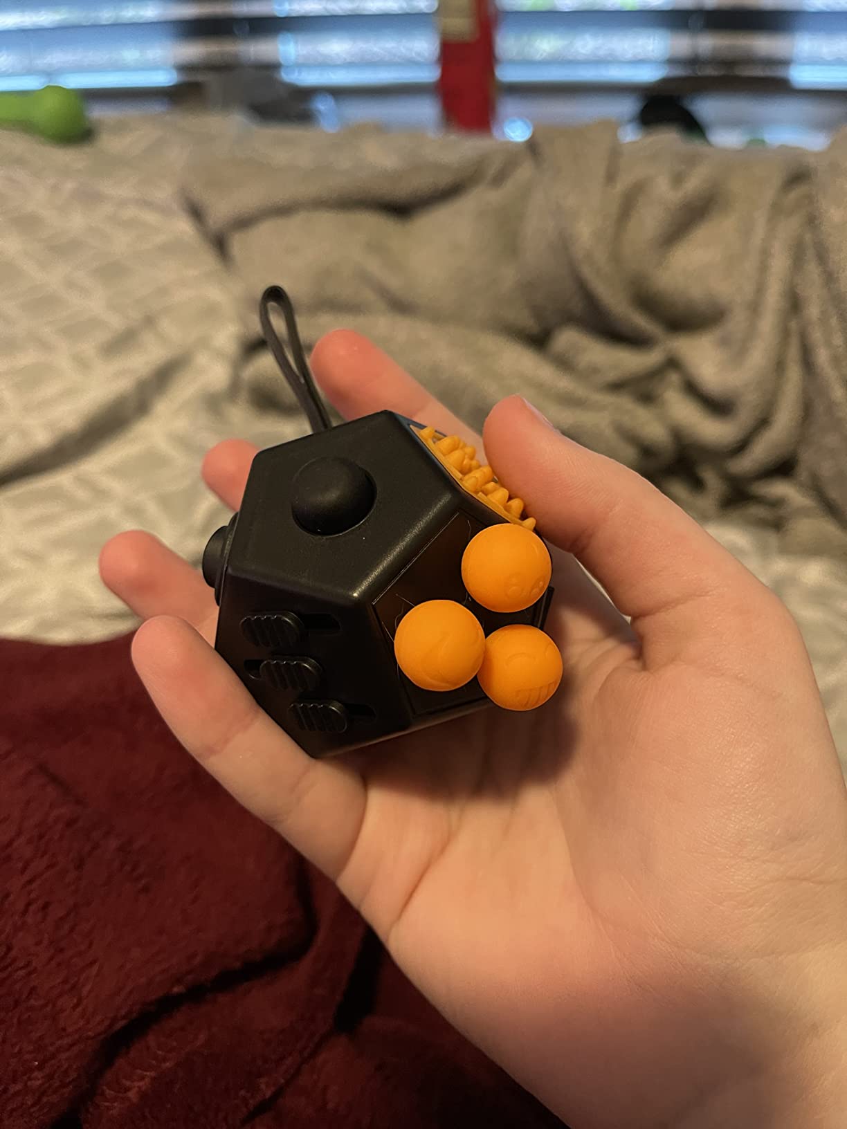 12-Side Fidget Cube for Stress, Anxiety, and Depression Relief photo review
