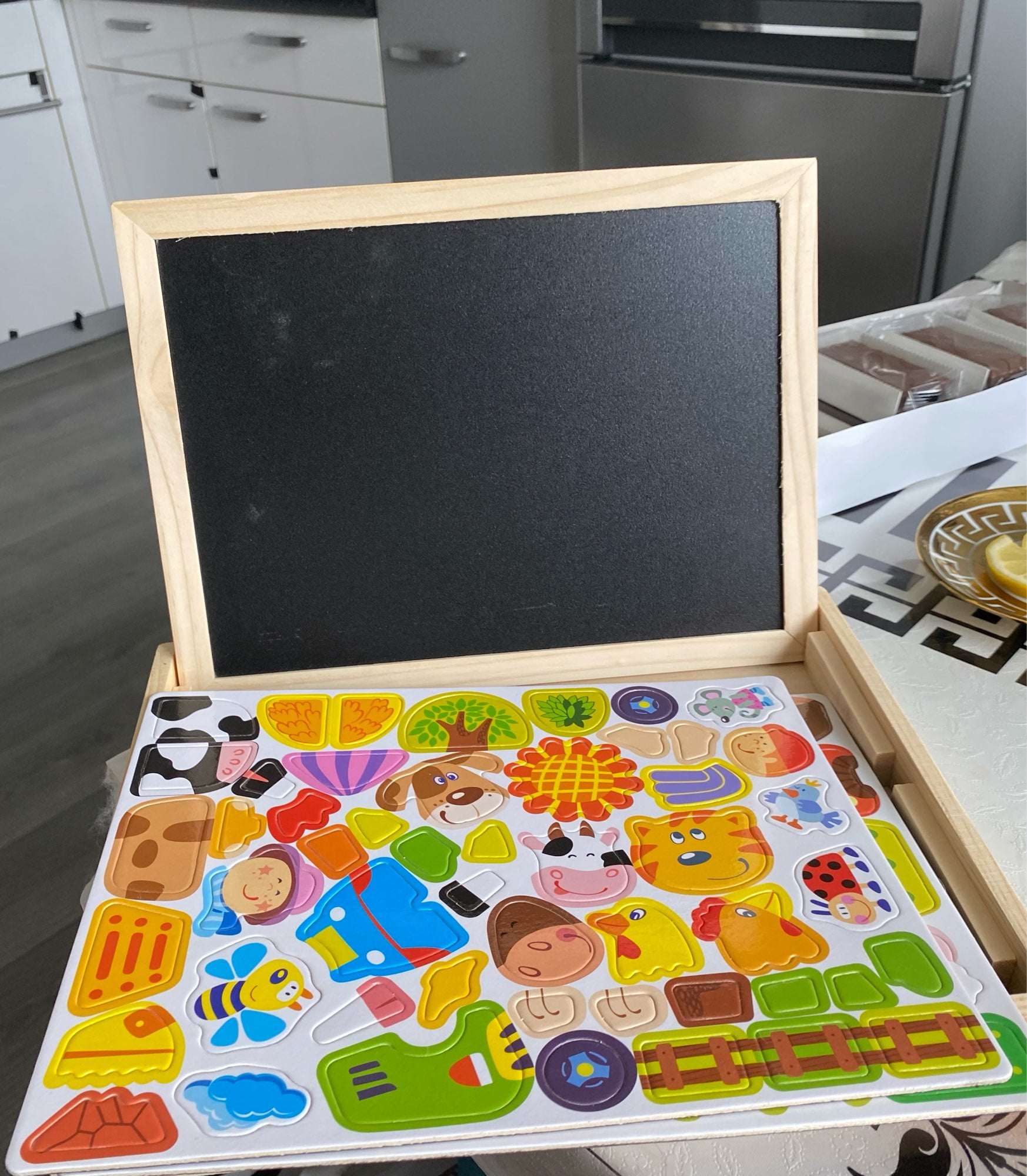 Educational Magnetic Box With Whiteboard & Chalkboard photo review