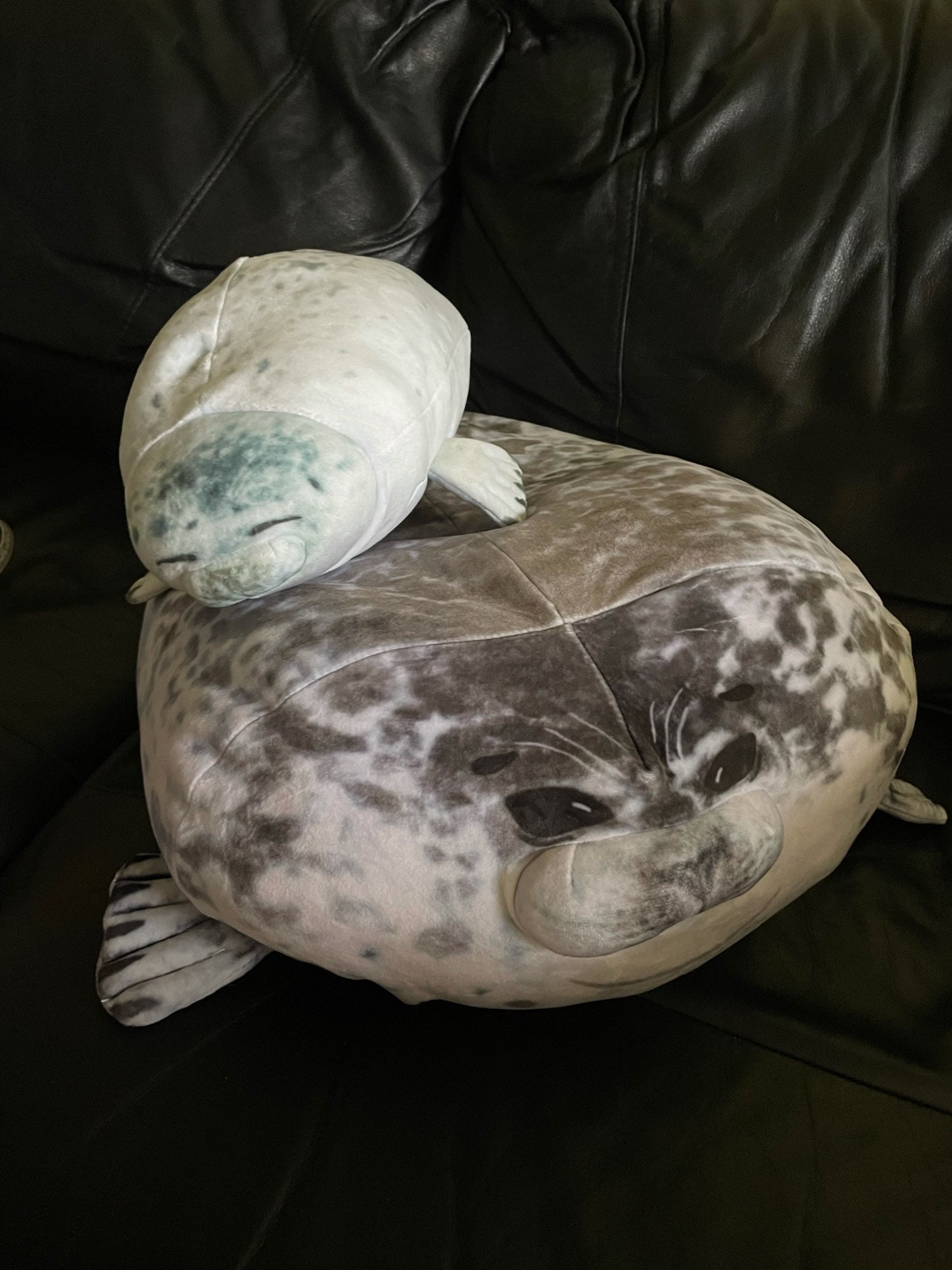 Giant 3D Blob Seal Pillow Soft Hugging Stuffed Cotton Plush Animal Toy photo review