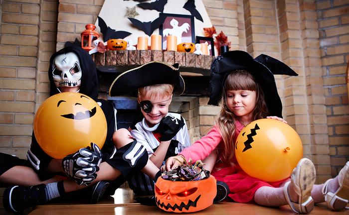 Halloween Candy Bowl, Animated Pumpkin Candy Holder, Lighted Red Eyes and Sound Candy Dish with Motion Activated