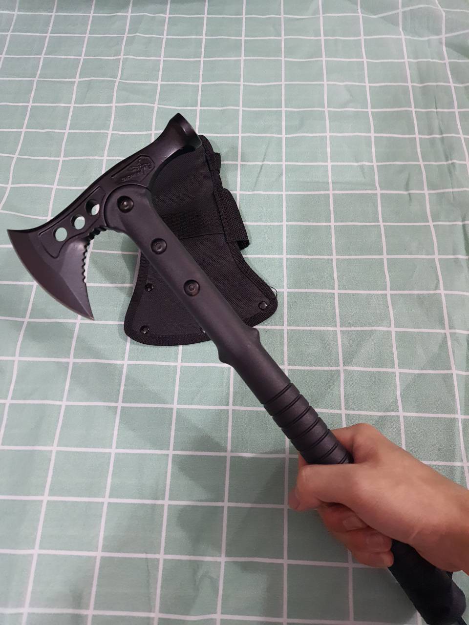 Multi-functional Stainless Steel Outdoor Camping Axe photo review
