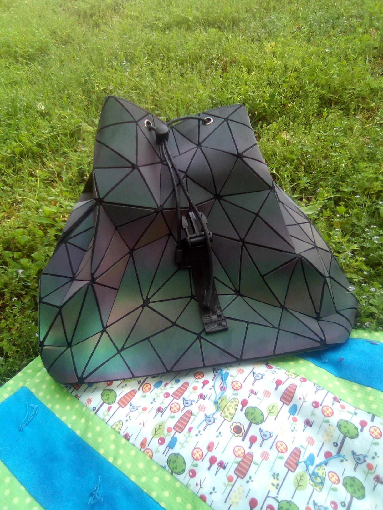 Irregular Laser Geometric Designer Travel Backpack, Diamond Check Backpack photo review
