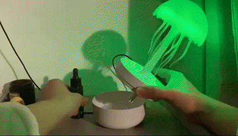 Jellyfish Aesthetic Essential Oil Diffuser with 7-Color Light