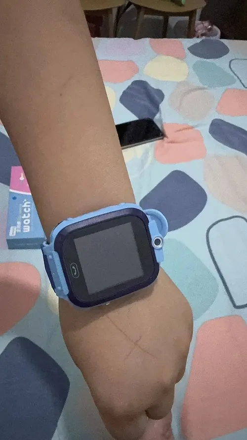 Kids Waterproof GPS Smart Watch with Camera and SOS photo review