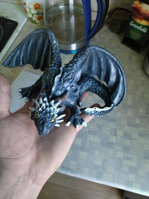 Gothic Garden Dragon Guardian Statue Outdoor Decor photo review