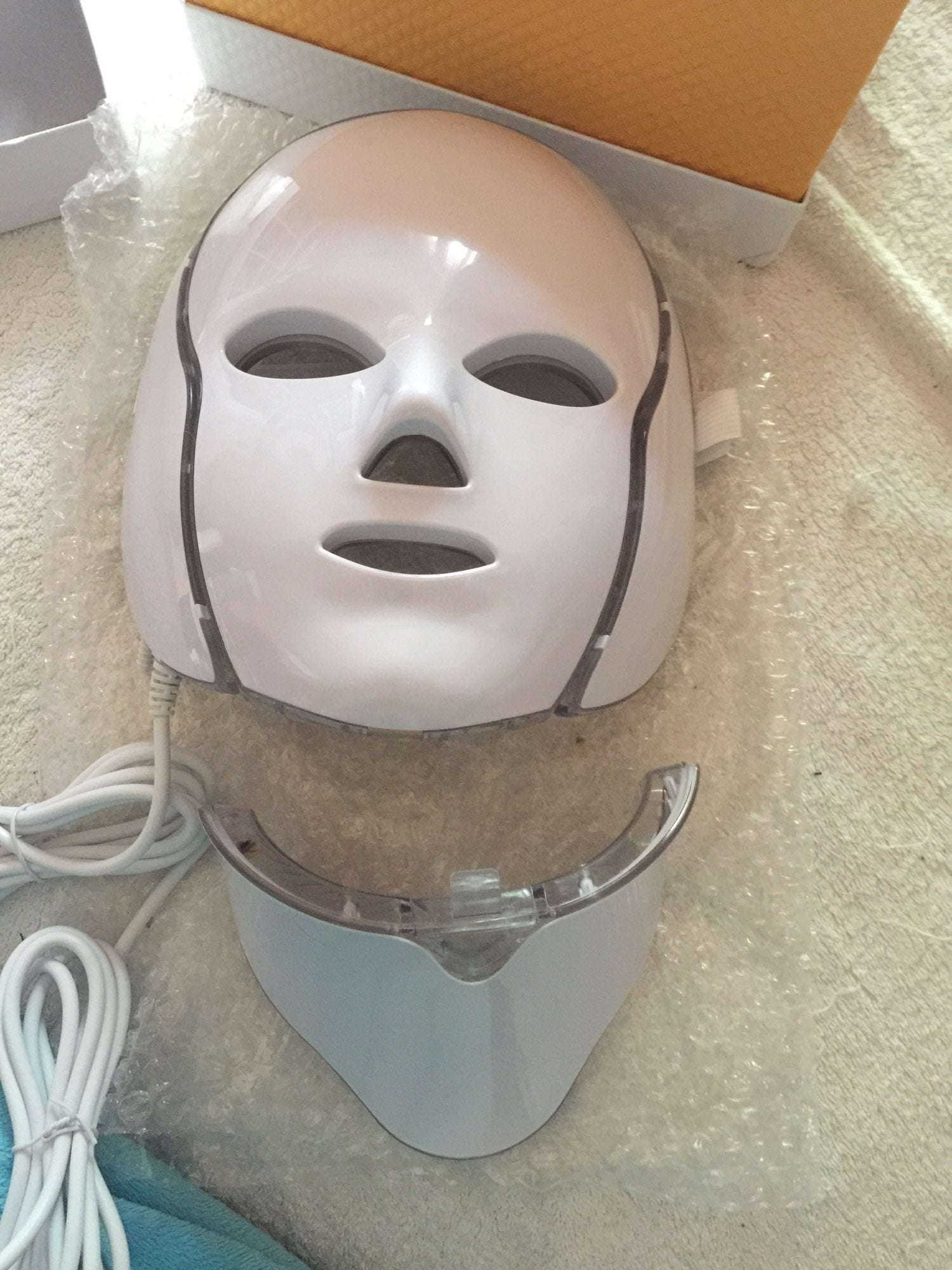 LED Light Therapy Facial Mask - Anti Aging Acne Wrinkles Skin Care Rejuvenation Face Phototherapy Mask photo review