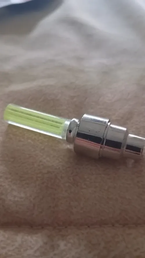 LED Motion Sensor Wheel Valve Cap Lights with Batteries photo review