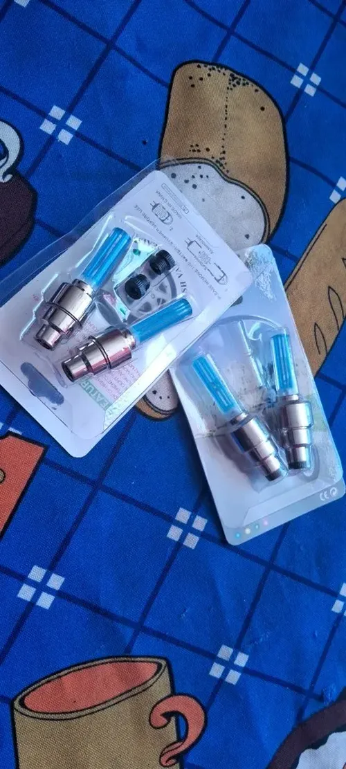 LED Motion Sensor Wheel Valve Cap Lights with Batteries photo review