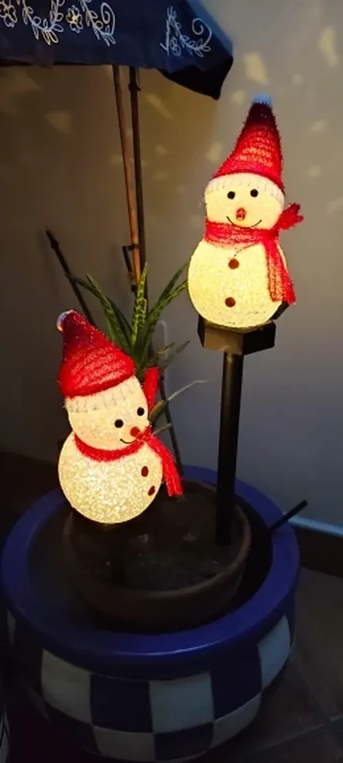 Solar Powered Christmas Snowman Garland Lights photo review