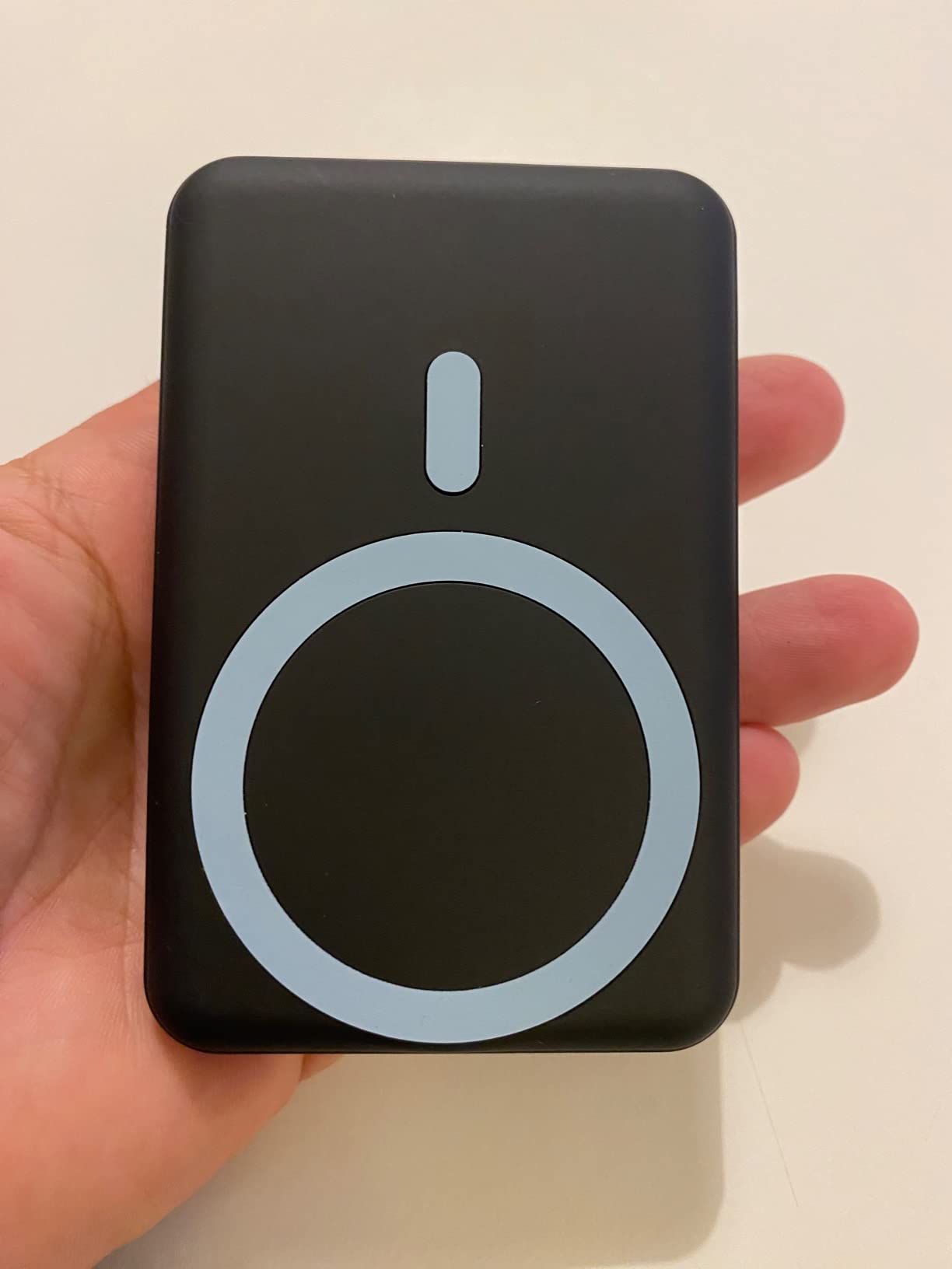 Magnetic Wireless Power Bank Fast Charging photo review