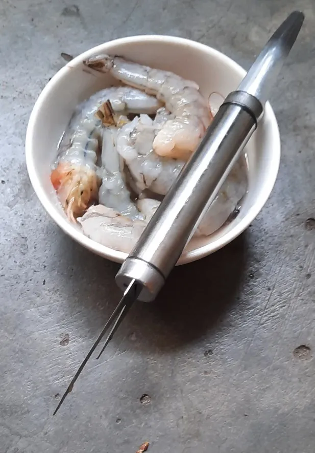 Manual Shrimp Peeler - Sharp, Non-Stick, Safe, Double-Head Shrimp Line Cleaner photo review