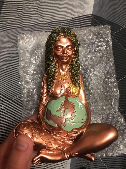 Millennial Gaia Statue Mother Earth Goddess Statue photo review
