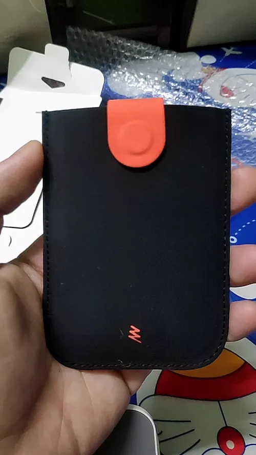 Mini Slim Card Holder for Men and Women, Unisex Credit and ID Protector photo review