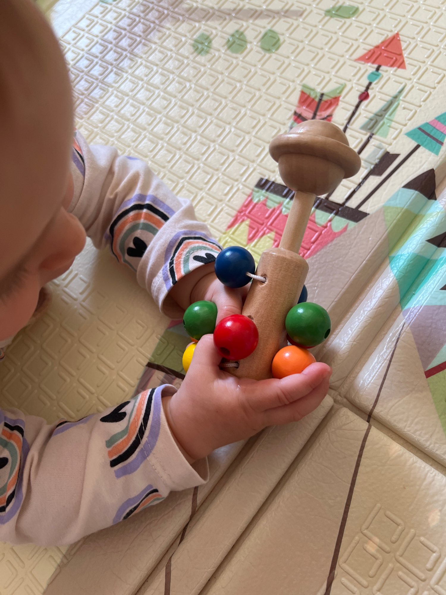 Wooden Rattles for Babies - Educational Toys with Sensory Balls photo review