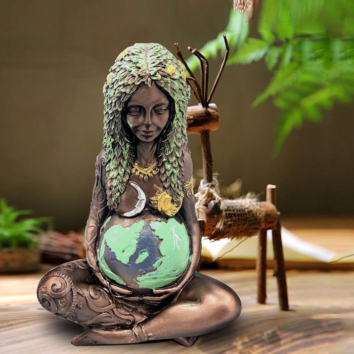 Mother Earth Goddess Resin Statue Home Garden Decor Ornament