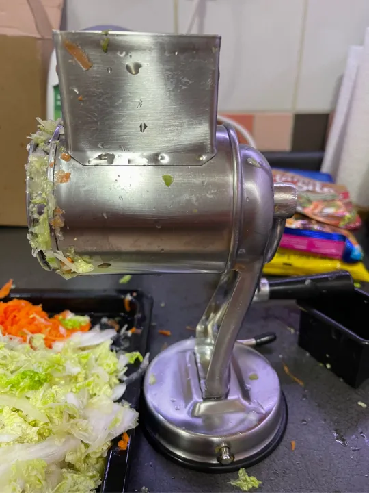 Multi-Functional Kitchen Rotary Food Grater/Shredder/Slicer photo review