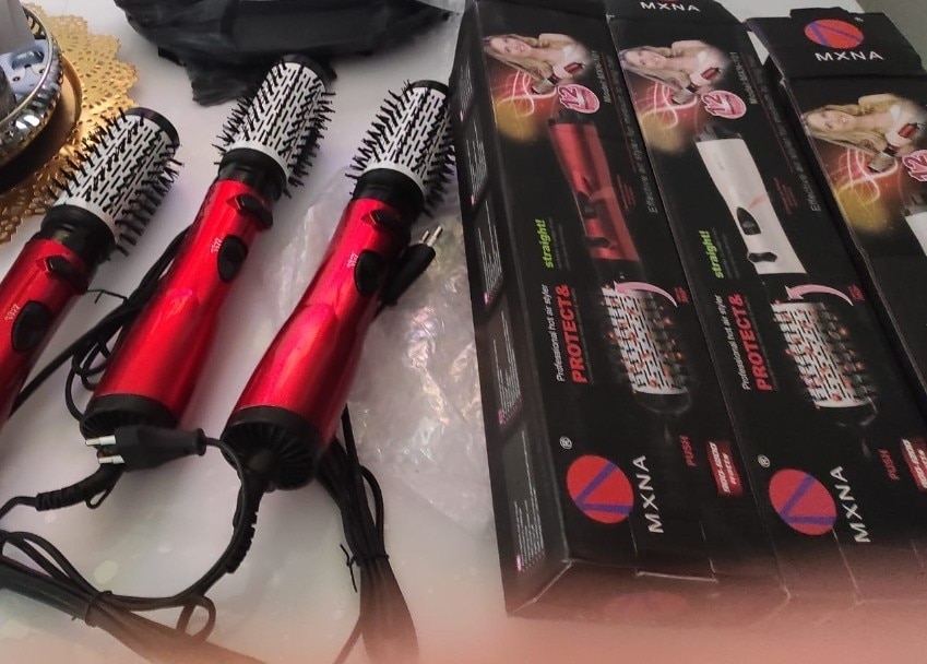 Multifunctional Hair Dryer Volumizer Curler Comb with Rotating Roller Brush photo review