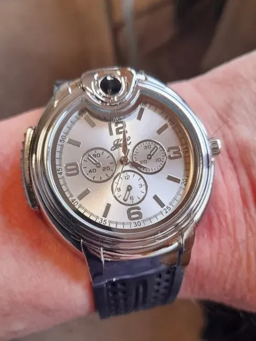 Multifunctional Refillable Watch with Built-In Gas Lighter photo review