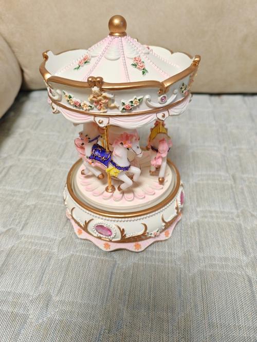 Music Box Carousel Horse Color Lights Unicorn Musical Merry-Go-Round, Wind Up Musical Boxes with Horses Color photo review