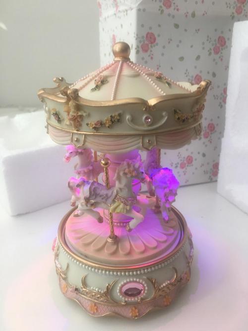 Music Box Carousel Horse Color Lights Unicorn Musical Merry-Go-Round, Wind Up Musical Boxes with Horses Color photo review