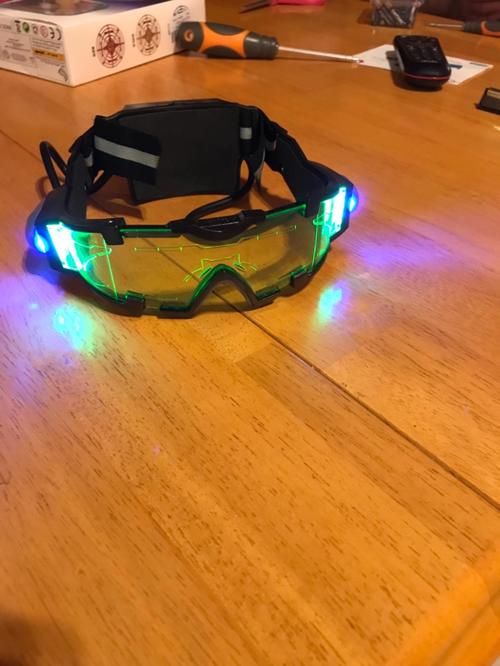 Night Vision Goggles, Adjustable Kids-Led Night Goggles Eye Protection Glass with Anti-laser Lens photo review