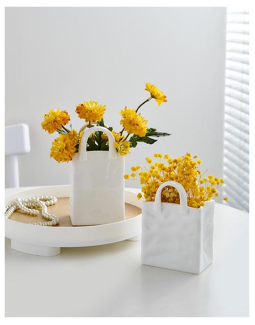 Nordic Portable White Ceramic Flower Vase for Home Decoration